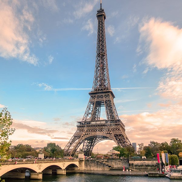 eiffel-paris.jpg